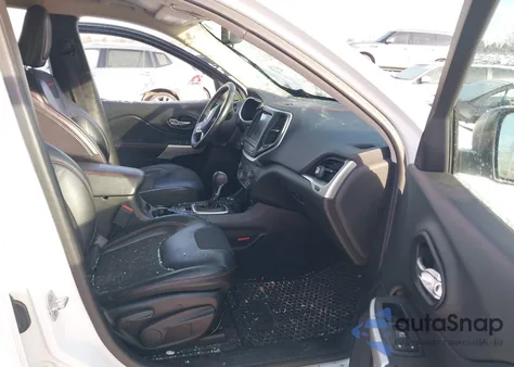 2017 Jeep Cherokee Trailhawk 4X4 z USA, uszkodzony, nr VIN 1C4PJMBS9HW664811